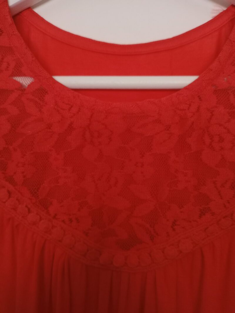 Musculosa con encaje Julie - Image 2